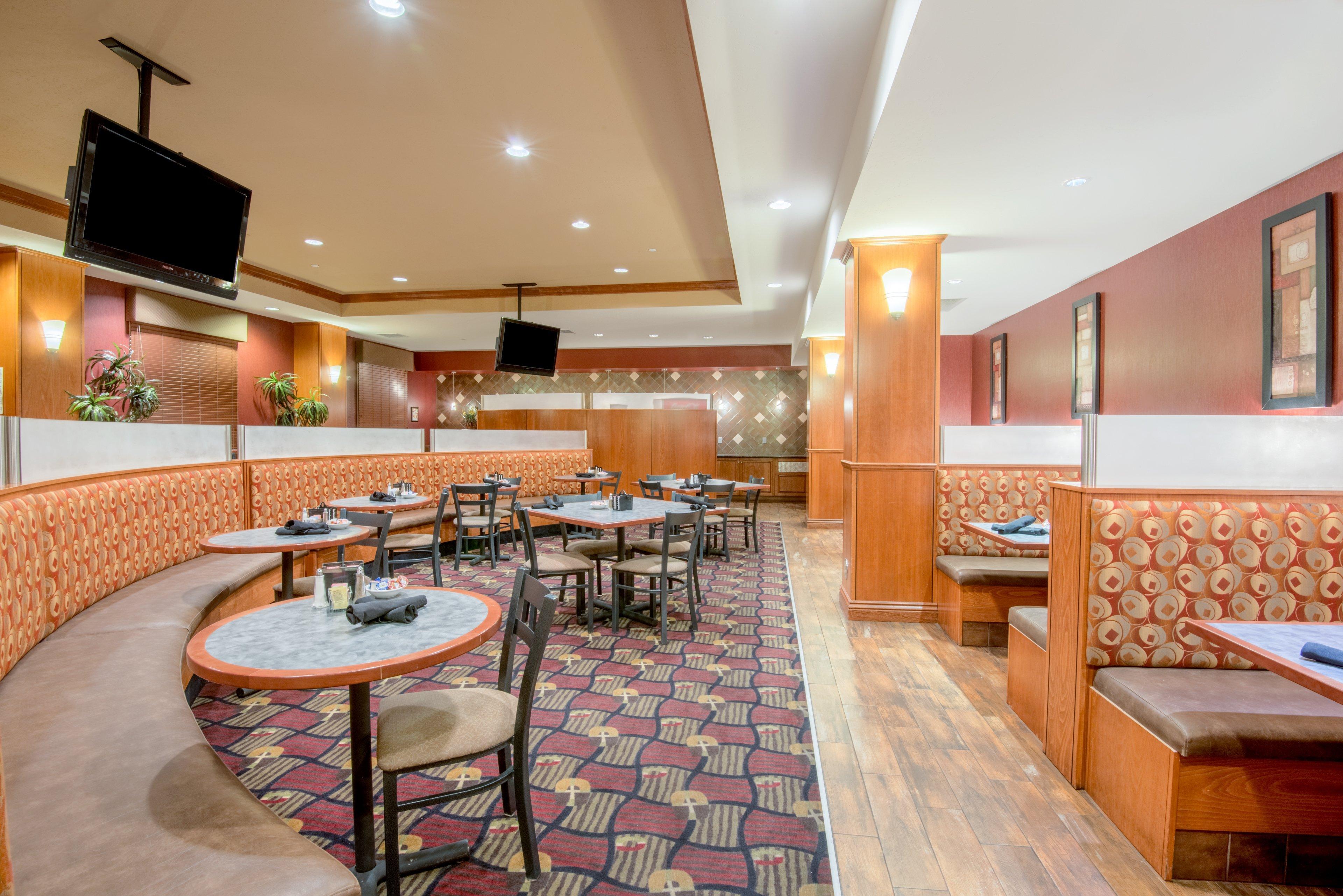 Holiday Inn Hotel & Suites Grand Junction-Airport By Ihg Exterior photo