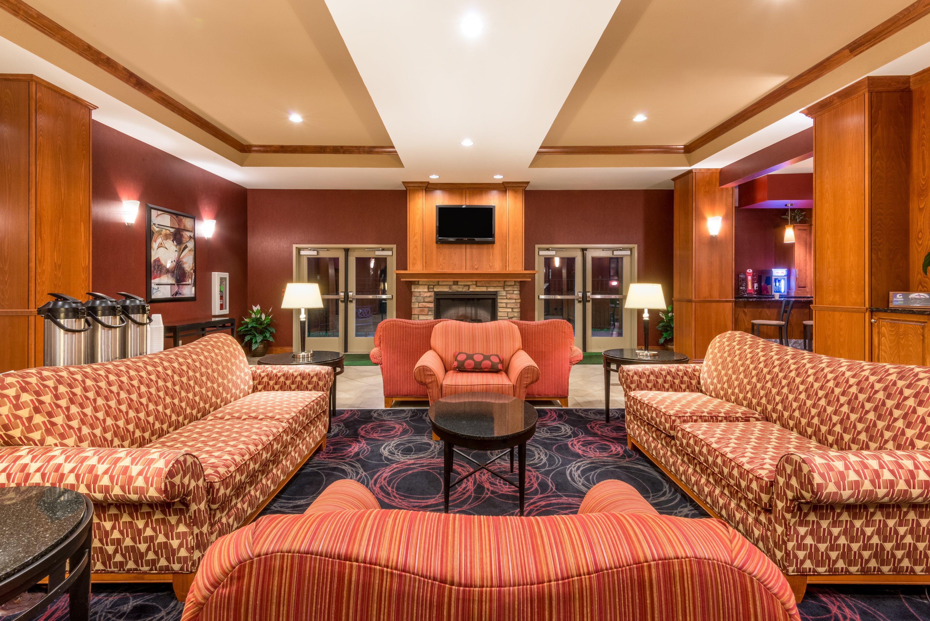 Holiday Inn Hotel & Suites Grand Junction-Airport By Ihg Exterior photo