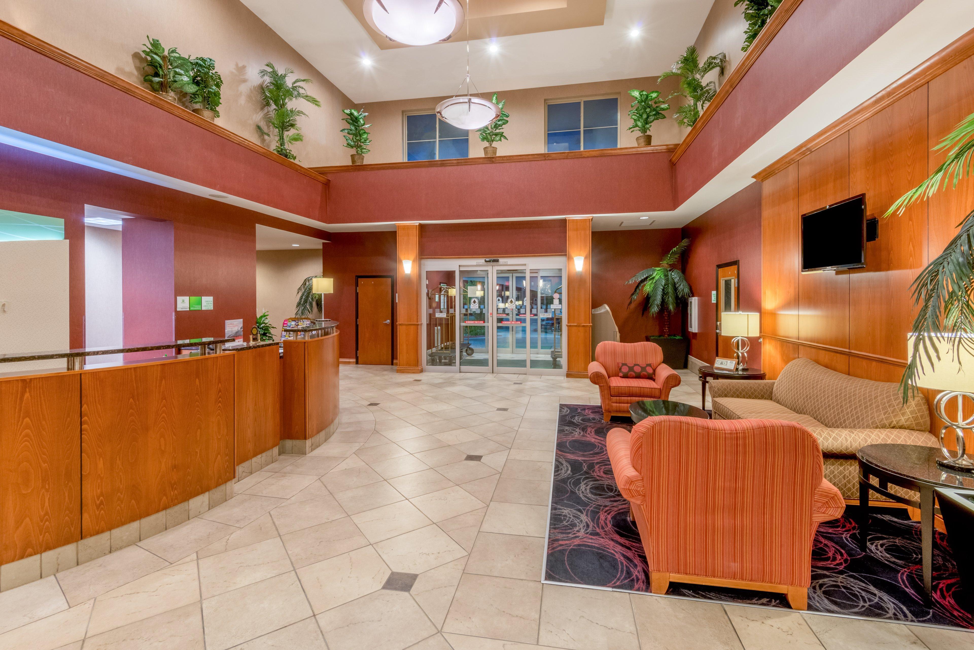 Holiday Inn Hotel & Suites Grand Junction-Airport By Ihg Exterior photo