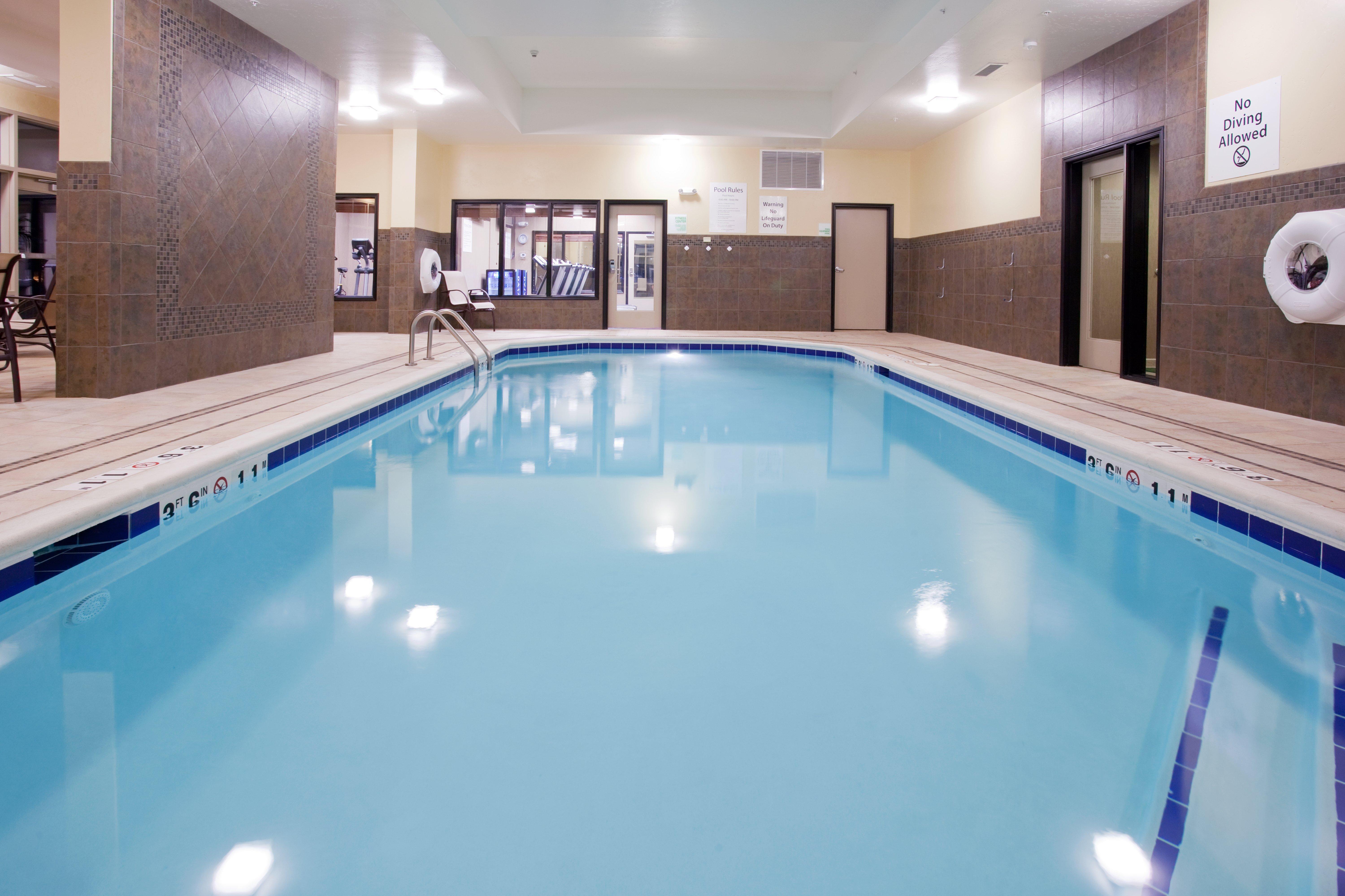 Holiday Inn Hotel & Suites Grand Junction-Airport By Ihg Exterior photo
