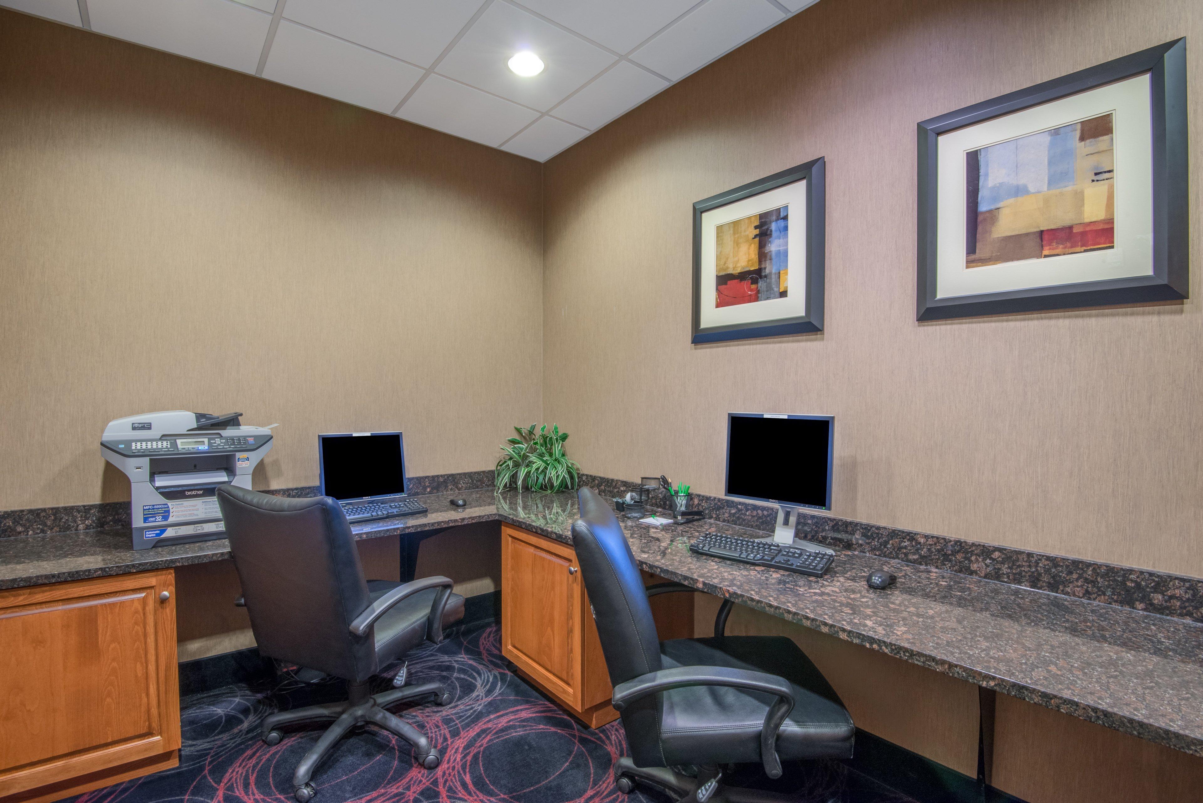 Holiday Inn Hotel & Suites Grand Junction-Airport By Ihg Exterior photo