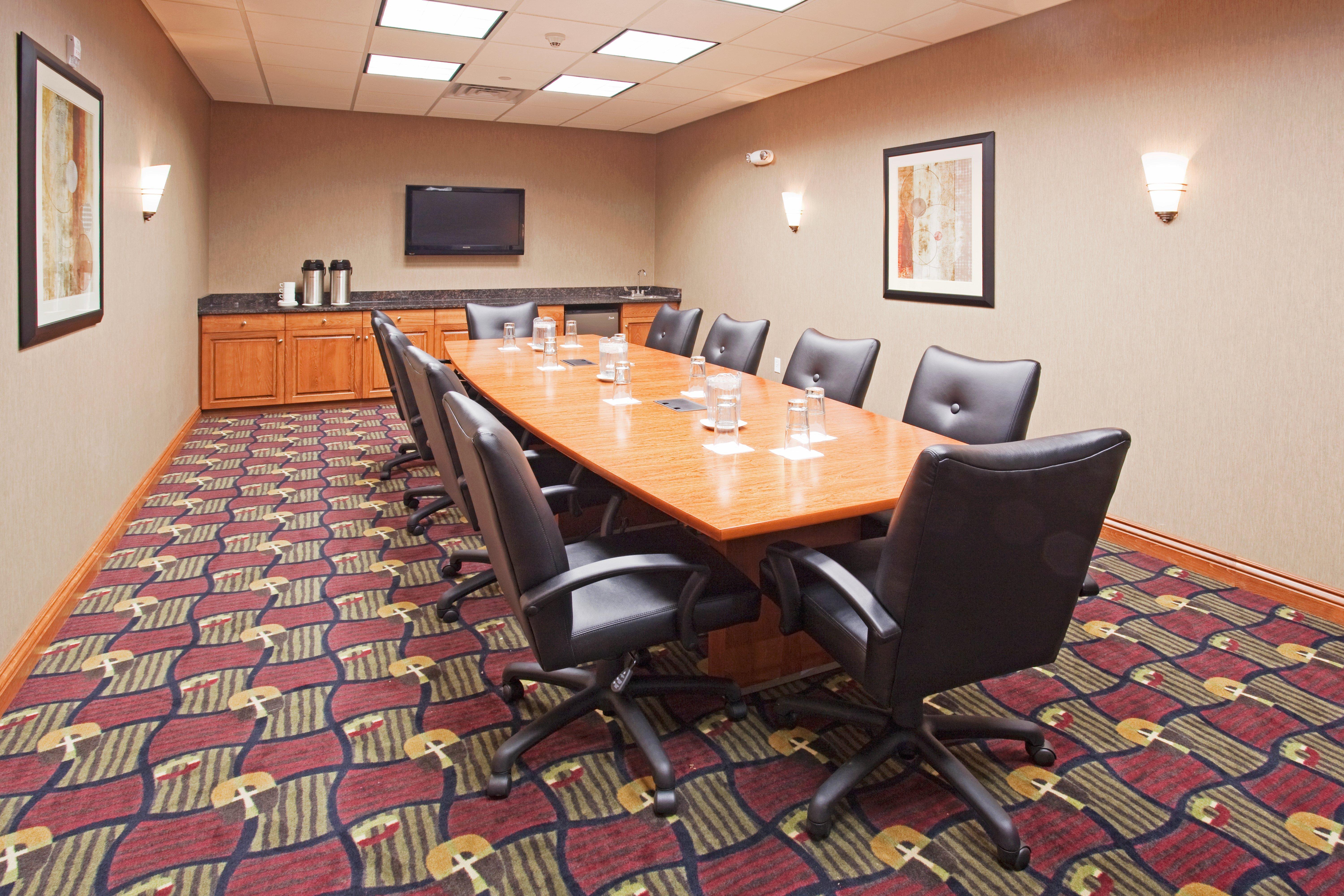 Holiday Inn Hotel & Suites Grand Junction-Airport By Ihg Exterior photo