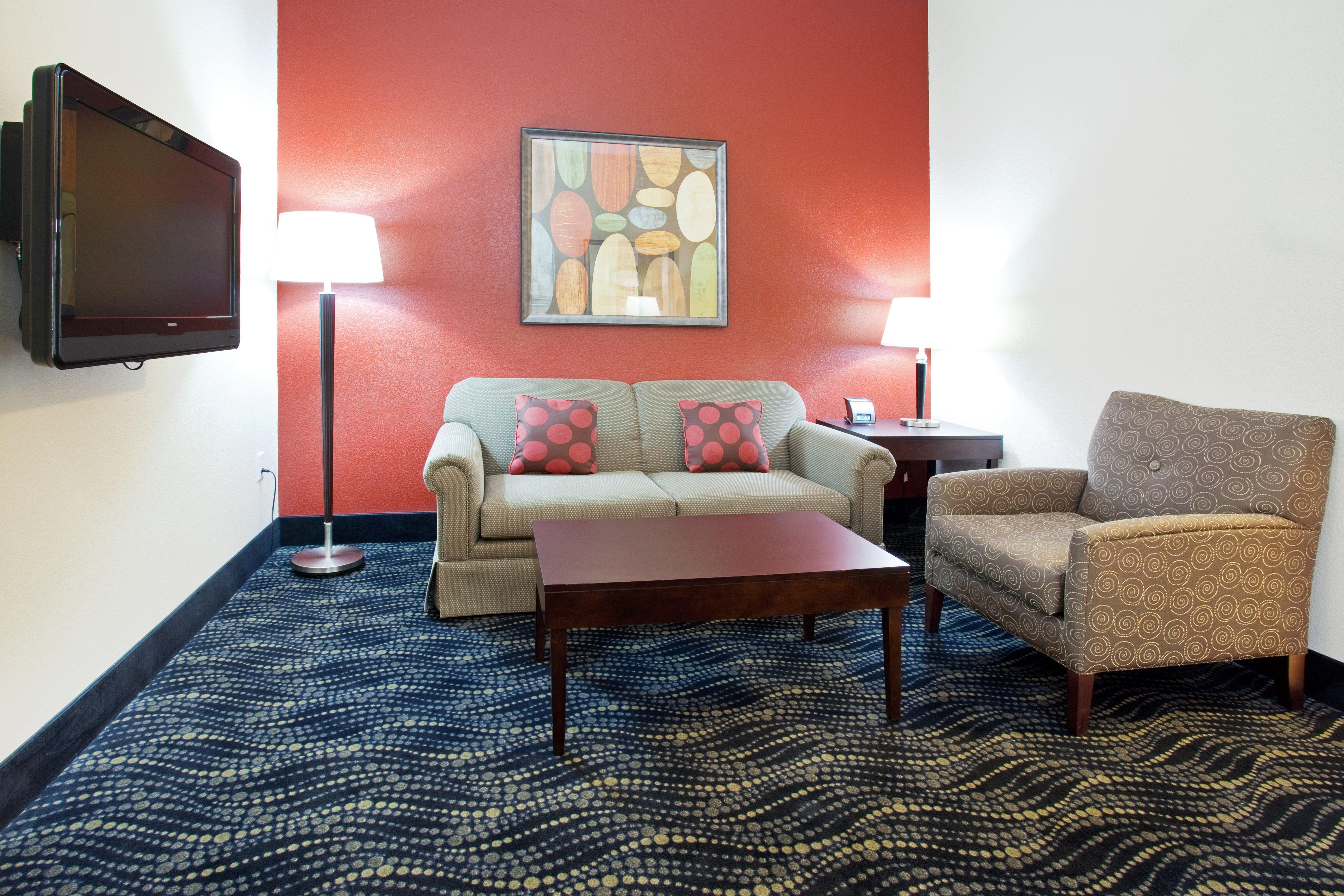 Holiday Inn Hotel & Suites Grand Junction-Airport By Ihg Exterior photo